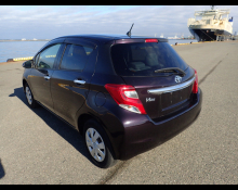 Toyota Vitz 2015
