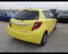 Toyota Vitz 2015