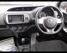 Toyota Vitz 2015