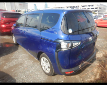 Toyota Sienta 2022