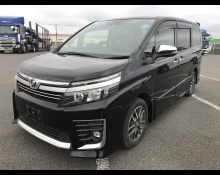 Toyota Voxy 2016