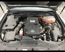 Toyota Crown Hybrid 2015