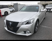 Toyota Crown Hybrid 2015