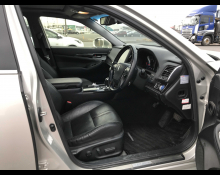 Toyota Crown Hybrid 2015