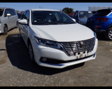 Toyota Premio 2018