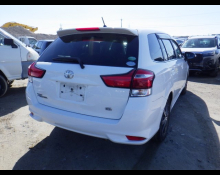 Toyota Corolla Fielder 2015