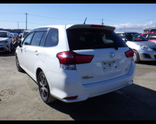 Toyota Corolla Fielder 2015