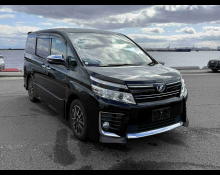 Used Toyota Voxy Cars For Sale in Japan