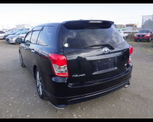 Toyota Corolla Fielder 2011