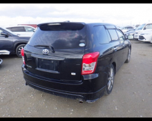 Toyota Corolla Fielder 2011