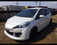 Toyota Vitz 2016
