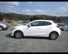 Mazda Mazda2 2023