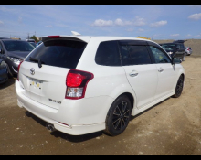 Toyota Corolla Fielder 2013
