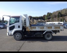 Isuzu Forward 2008