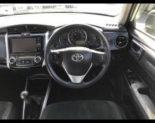 Toyota Corolla Fielder 2016