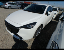 Mazda Mazda2 2023
