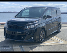 Toyota Voxy 2019