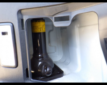 Toyota Hiace Wagon 2012