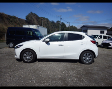 Mazda Mazda2 2022