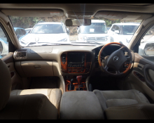 Toyota Land Cruiser 100 2001