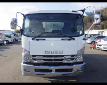 Isuzu Forward 2010