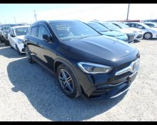 Mercedes Benz GLA-class 2021