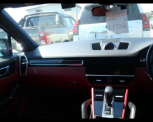 Porsche Cayenne 2022