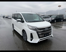 Toyota Noah 2020