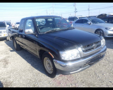 Toyota Hilux Sports Pickup 2002