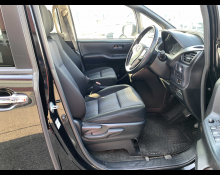 Toyota Voxy 2015