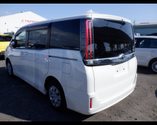 Toyota Noah 2018