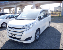 Toyota Noah 2018