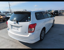 Toyota Corolla Fielder 2011