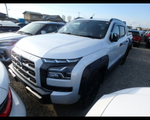 Mitsubishi Triton 2024