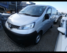 Nissan NV200 2022