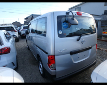Nissan NV200 2022
