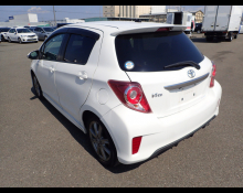 Toyota Vitz 2011
