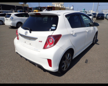 Toyota Vitz 2011