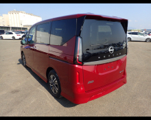 Nissan Serena 2023