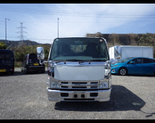 Isuzu Elf 2014