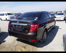 Toyota Corolla Axio 2016