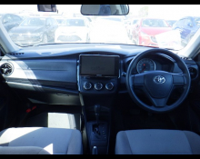 Toyota Corolla Axio 2016