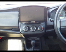 Toyota Corolla Axio 2016