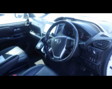 Toyota Esquire 2019