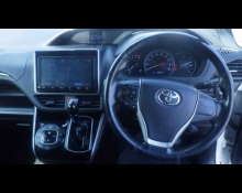 Toyota Esquire 2019
