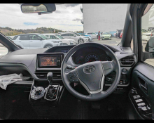 Toyota Voxy 2017