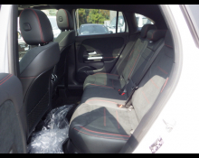 Mercedes Benz GLA-class 2024