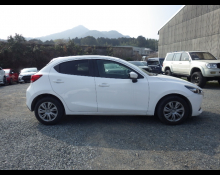 Mazda Mazda2 2021