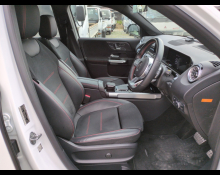 Mercedes Benz GLB-Class 2021
