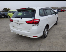 Toyota Corolla Fielder 2015